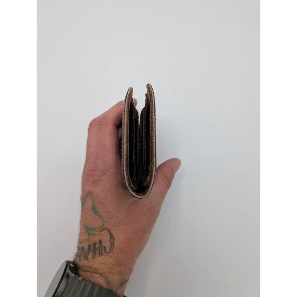 Beasley & Company Wallet Brown Leather Vertical Card Key Holder American Flag